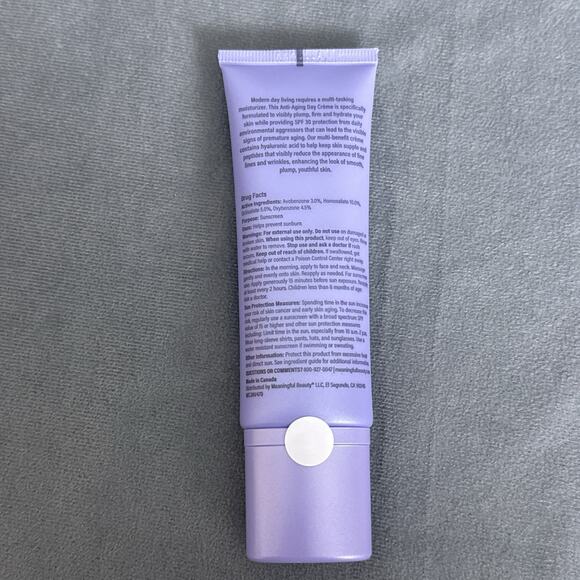 New Cindy Crawford Meaningful Beauty Anti-Aging Day Creme SPF 30 1.7 Fl Oz 10/26 - Picture 3 of 5